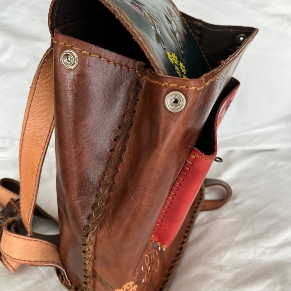 Leather backpack main image 7